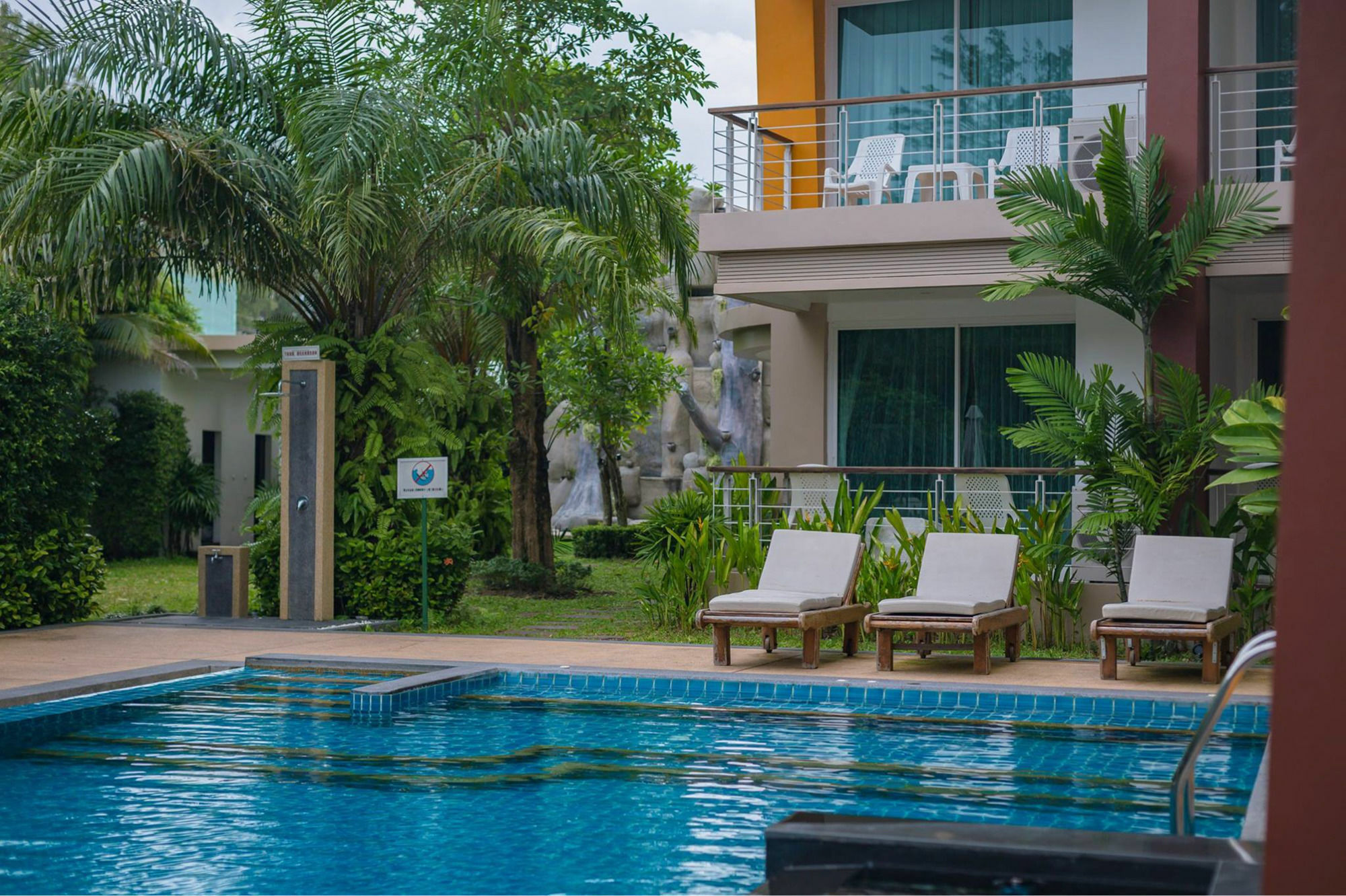 Phuket Seaview Resotel Rawai Buitenkant foto